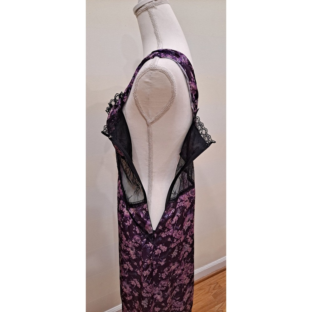 S Pretty Damage Vixen Dress Purple Floral Lace Cut Outs Y2K - Picture 7 of 10